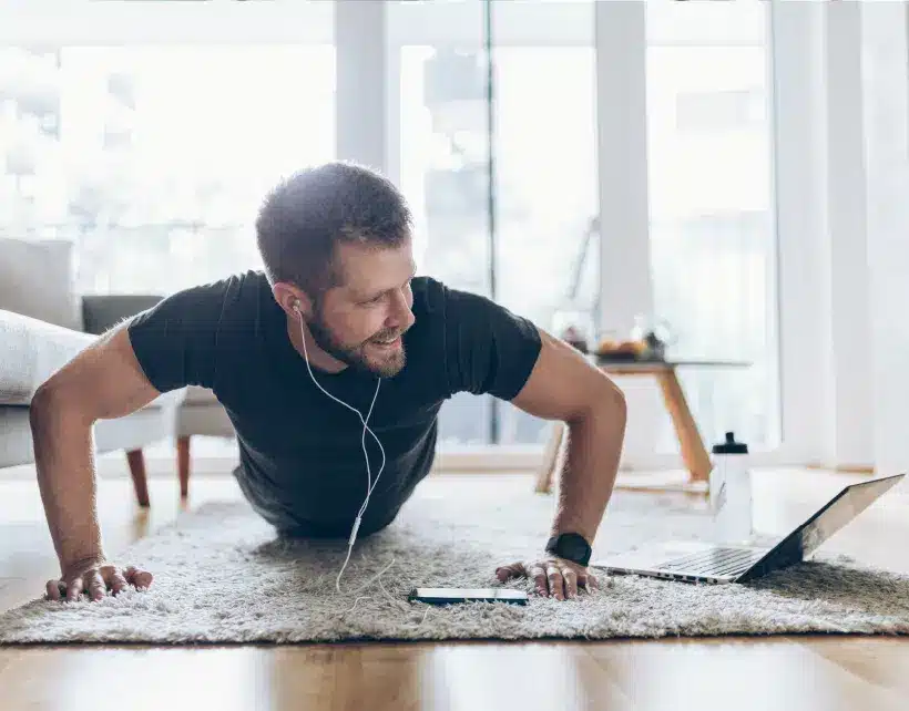 Stay fit and motivated – even during the workday Blog Makeover P1 2022 820x642.png